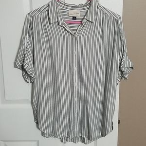 Universal Thread shirt